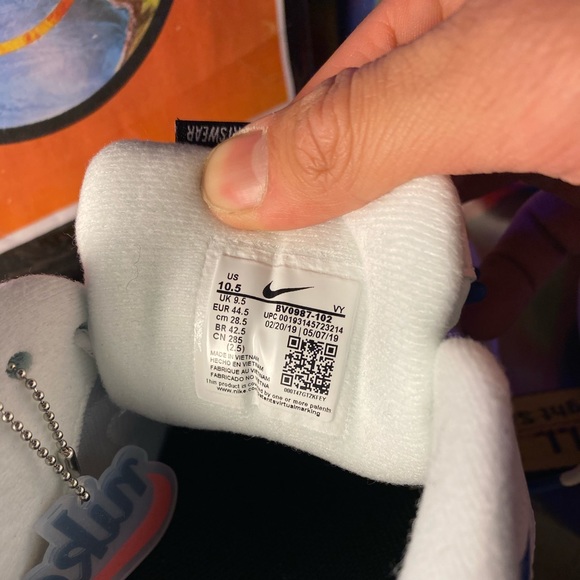 🆕 - Nike ✔️ Air Max 2 - White/University Gold - - Picture 7 of 8